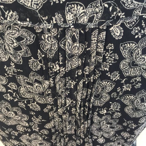 Anne Klein Silk Navy and White Floral Dress Size 8 - Picture 4 of 6